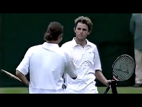 Roger Federer vs Mardy Fish 2003 Wimbledon R3 Highlights