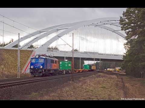 [PCC Intermodal] EU07-484 z pociągiem kontenerowym na linii 131 | Maksymilianowo