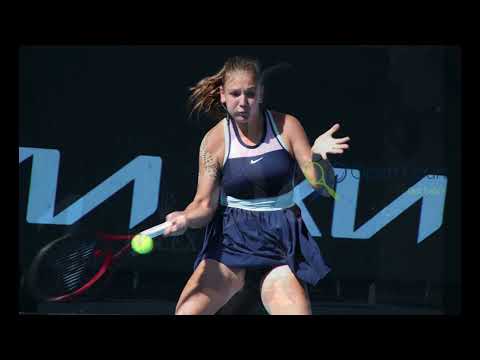 Ellie Daniels makes AO debut