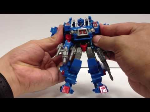 Transformers Generations - Deluxe AUTOBOT SKIDS