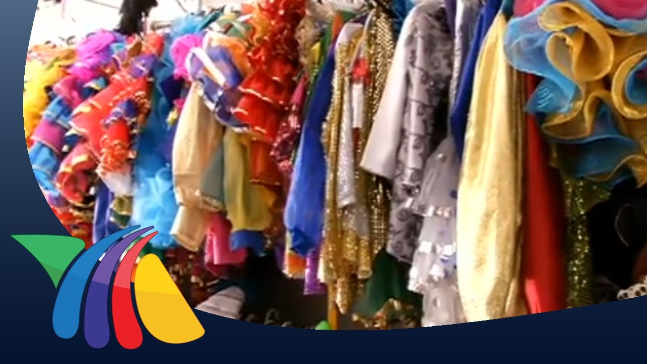Eligen trajes disfraces para el Carnaval