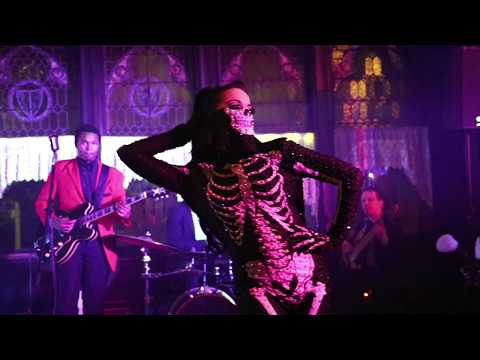 THE SALON: Halloween Stomp