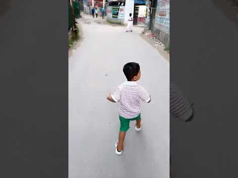 Jaish in a walking walking mood🚶🚶‍♀️🚶‍♂️