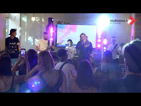 Dziedātāja DIONA izdod debijas mini albumu "Marionete"