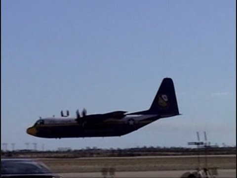 2006 MCAS Miramar Airshow - Fat Albert