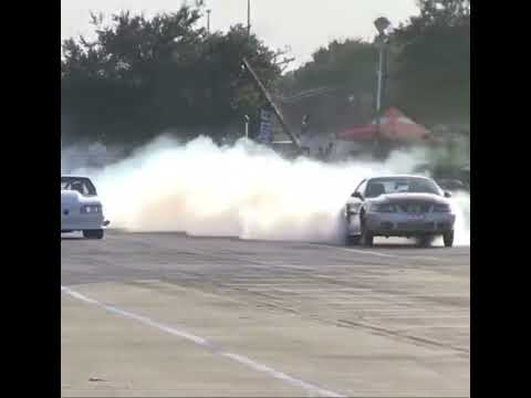 Who Said Spinning ain't winning 😎💨💨 Mustang Vs Mustang