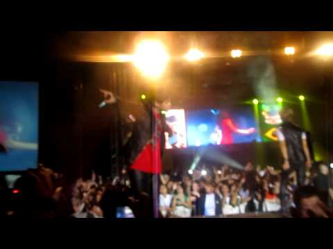 [Fancam] United Cube in Brazil - Fly High [2011.12.13]