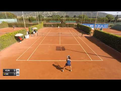 Leonie Kung v Solana Sierra - W25 PLATJA D'ARO