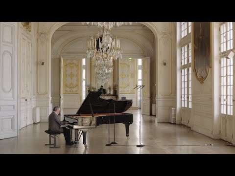 JB Robin (Etude No.11 'Der Nebel von Lübeck') - Romain Descharmes