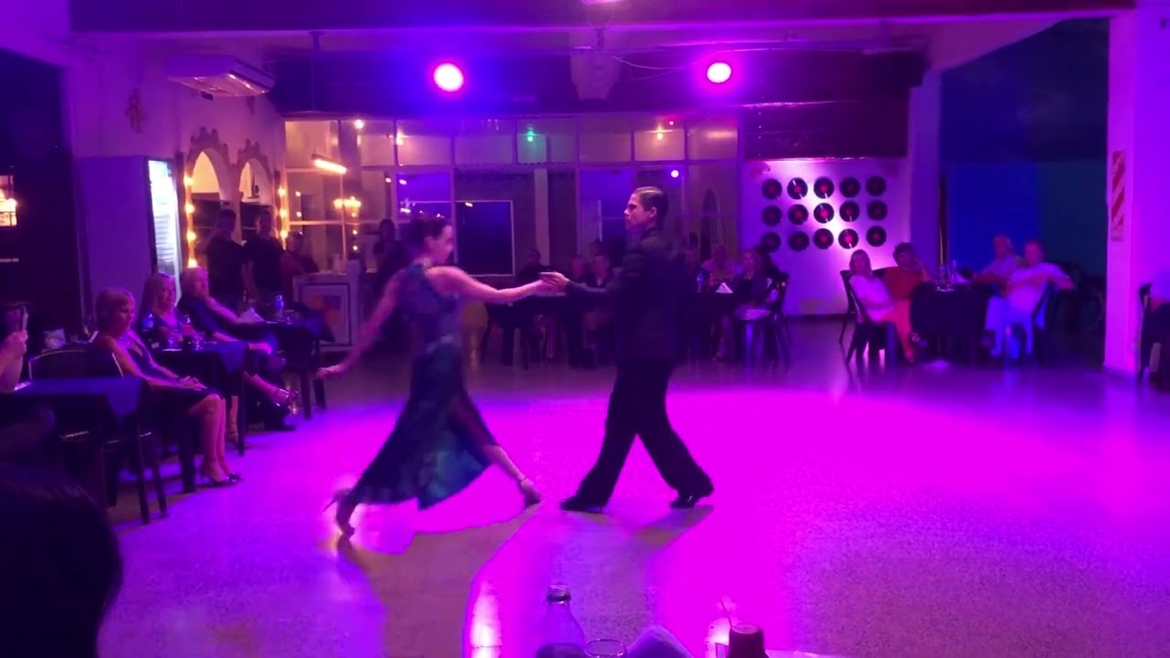 Video thumbnail for Quejas de Bandoneón - Fernanda Grosso & Alejandro Ferreyra ( Si Tango )