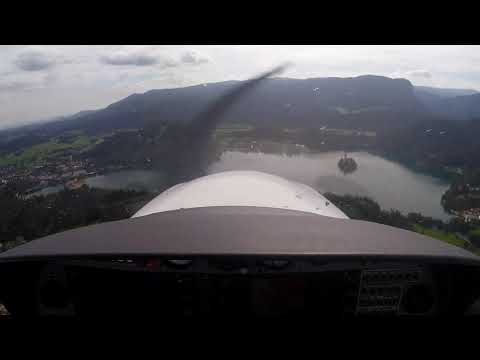 DA40 Approach into Bled