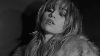 Suki Waterhouse - Dream Woman