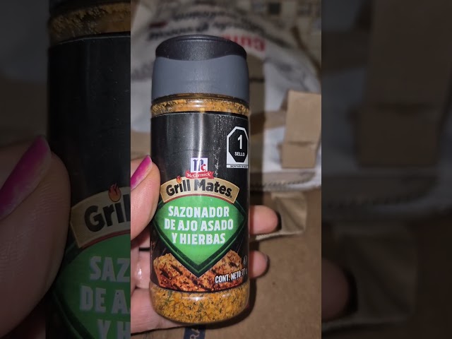 Vídeo relacionado con McCormick Grill Mates - Ajo asado y hierbas, 2.75 onzas