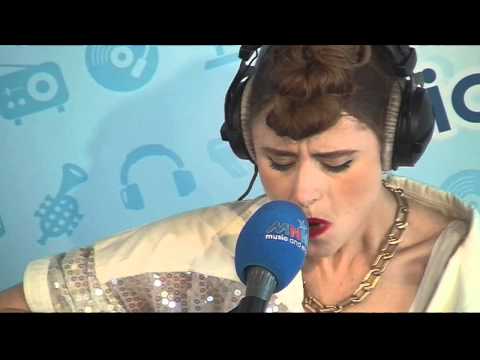 MNM: Kiesza - Hideaway [Live]