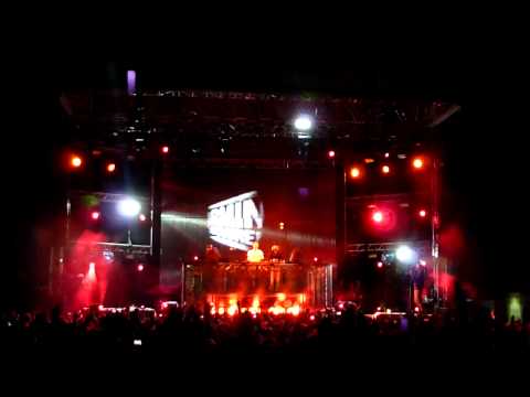 Armin van Buuren @ Cacao Beach 2011 ( Mike Koglin vs. Genix - Helion  )
