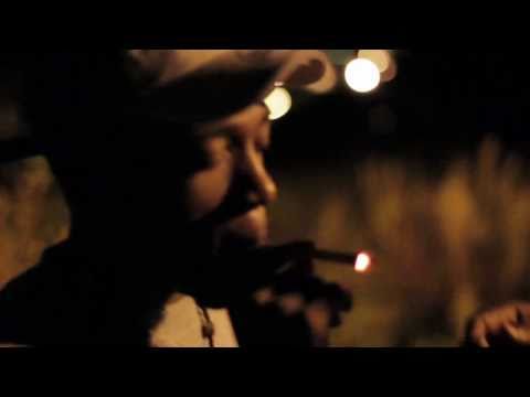 El'z-  Behind The Scenes / Traped