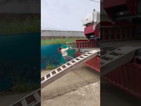 Phụ nữ Trung Quốc thật tài giỏi và chăm chỉ làm việc #truckdriver #automobile #trucking #china