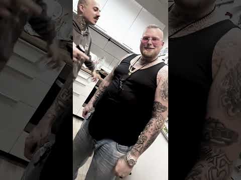 Ganze Dose Ganzer Rücken #surstromming #achtsechstattoo #babaspeck #elsimon