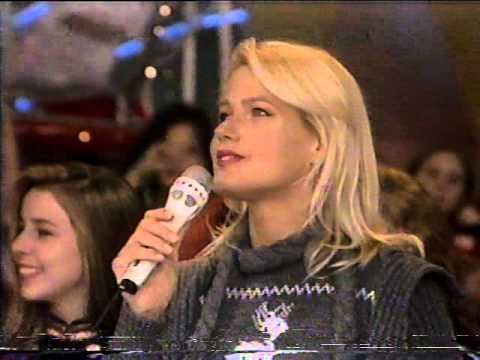 Xuxa cantando "Estrela Guia" - Xuxa Park de Natal 23/12/1995