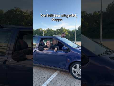 Markiere diesen einen Freund 🤣 #auto #freund #stress #klappe #klein