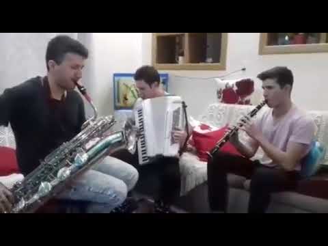 Tocata com Partitura - Hino 311 - Clarinete e Sax Barítono.