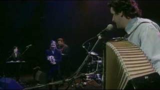 Mary Black - Past the Point of Rescue