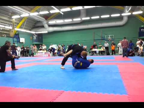 Adam Turner Chelmsford open 2013  fight1