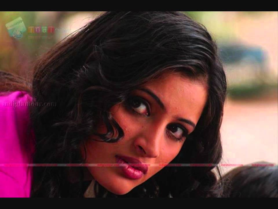 Aakhiyoon Mein Aakhiya Daal Ke Lyrics  | Dil Mera Dhadkan Teri | Navneet Kaur, Rajesh Tandon | Anuradha Paudwal, Nitin Mukesh Chand Mathur | Vaishnav Deva