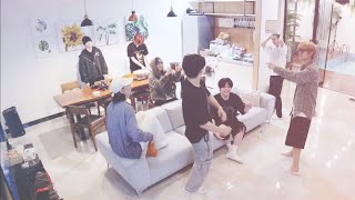 Download lagu Stray Kids - Neverending Story | Chaotic version mp3