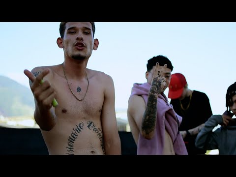 YZY WALKER / @zelcokkp - WO 🕷️🕸️ (Shot: @alejandroshark)