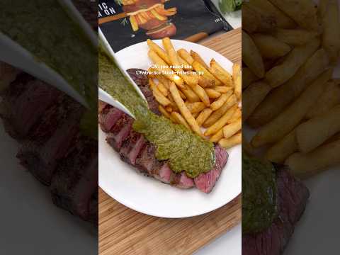 L'Entrecôte Steak-Frites 🥩 See my substack for the full recipe! #bouillon #french #cooking