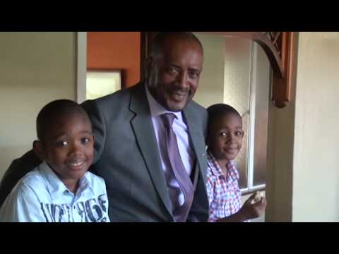 RACING REVIEW - RACE MEETING 09 (10 MAY 2014)