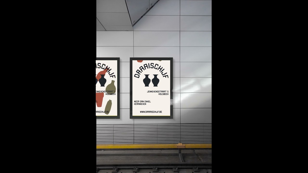 MOVING POSTER Mockup