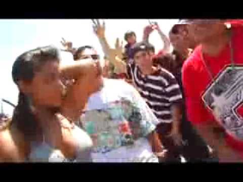 TIENE ESTILO (OFFICIAL MUSIC VIDEO) - RAFITO Y YASHUA