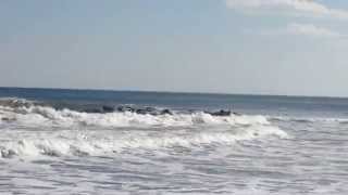 preview picture of video 'Just Some Waves In Belmar'