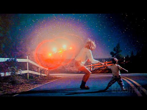 I poliziotti inseguono gli UFO | Incontri ravvicinati del terzo tipo | Clip in Italiano