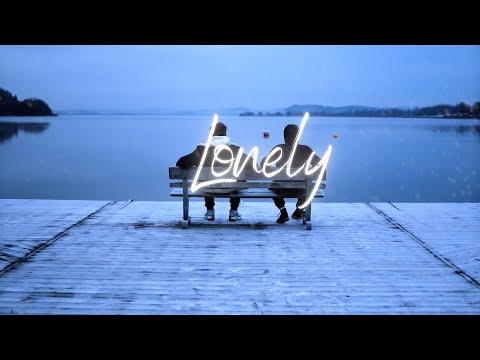 Dee Aitch - Lonely feat. Posterus      (Official Music-Video)