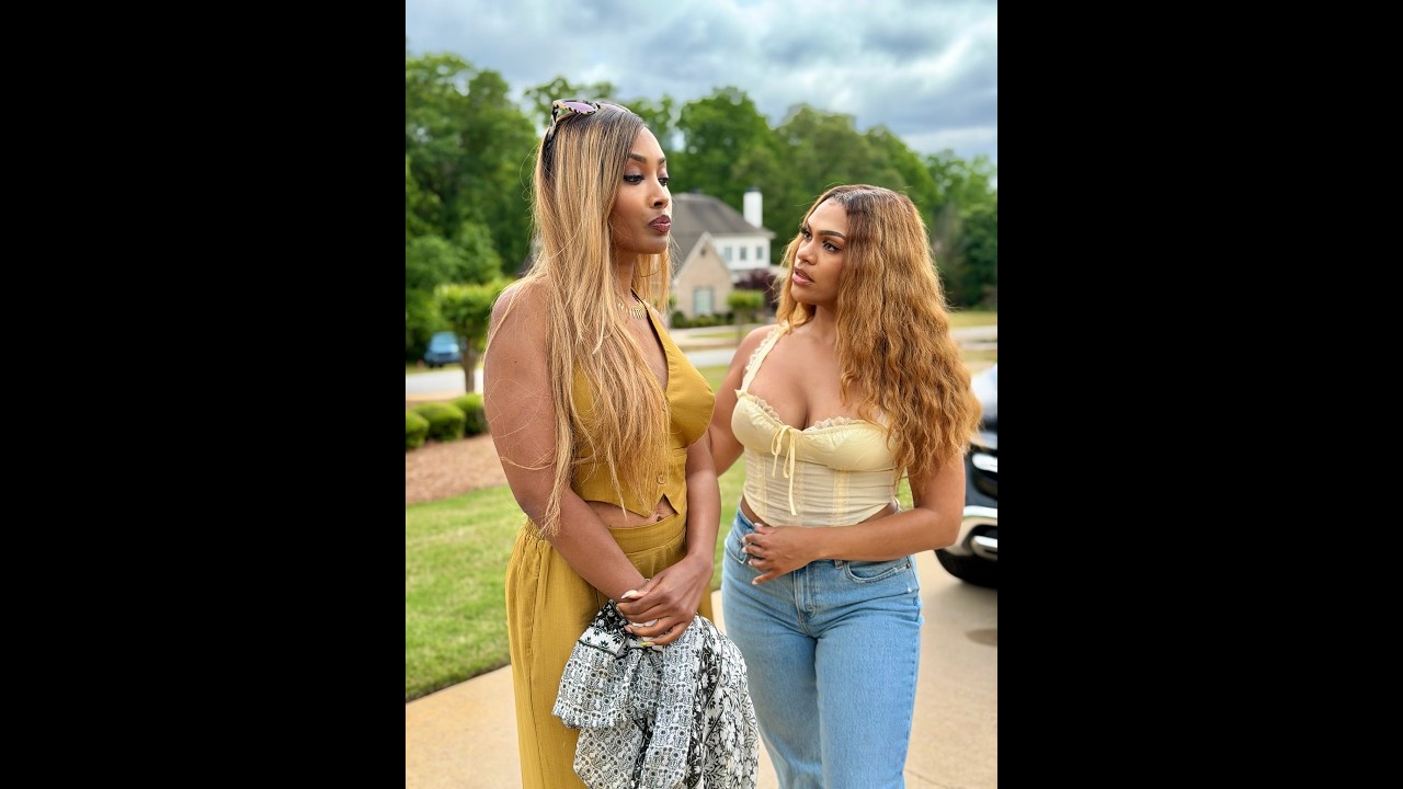 When Shayla tells Amber that Anthony sent her flowers!