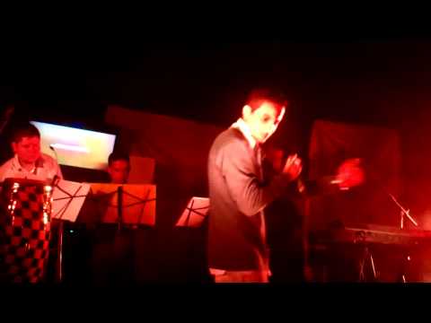 Ulloa en Concierto (MENE GRANDE)