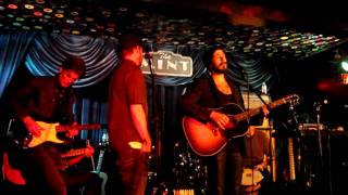 Matt Morris feat. Justin Timberlake "Bloodline" Live at The Mint