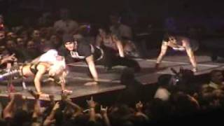 No Doubt feat. The Distillers - &quot;Just A Girl&quot; (Long Beach, 11/30/2002)