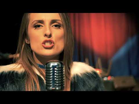 MACAO BAND - ŽENA S LISTE (OFFICIAL VIDEO)