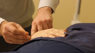 Watch the video - Medical Insight: Acupuncture - Essentia Health