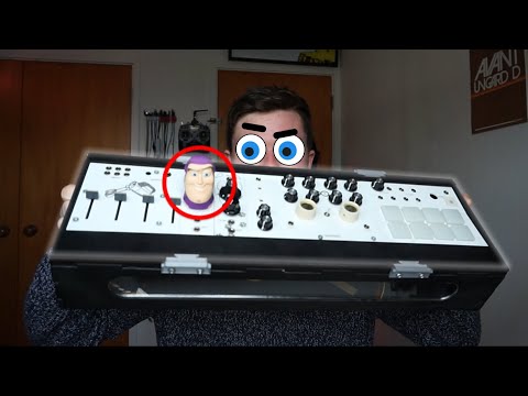 Modular Synth outta Junk - Makeshift Modular