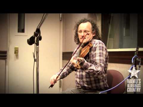 Martin Hayes & Dennis Cahill - O'Carolan's Farewell To Music [Live at WAMU's Bluegrass Country]