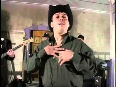 Que Chulos Ojos - Adolfo Urias Y Su Lobo Norteno (VIDEO OFICIAL)