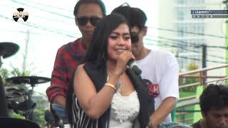 Download lagu MITHA ARAB   DIBALIK PENANTIAN mp3