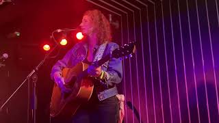 Kathleen Edwards/“ copied keys”