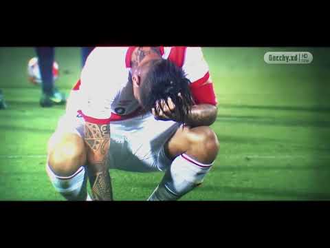Paolo Guerrero skills