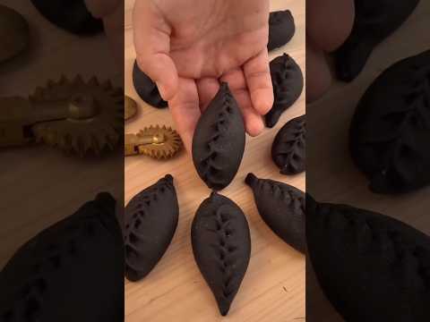 BLACK Momo #Shorts #youtubeshorts #momos